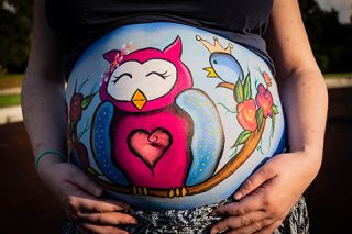 Pintura de barriga de grávida
